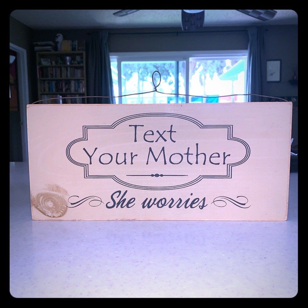 Text Your Mother !